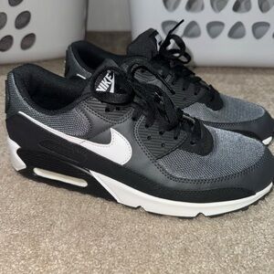 Men's Nike Air Max 90 Sneakers